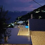 Terrallia * Agní