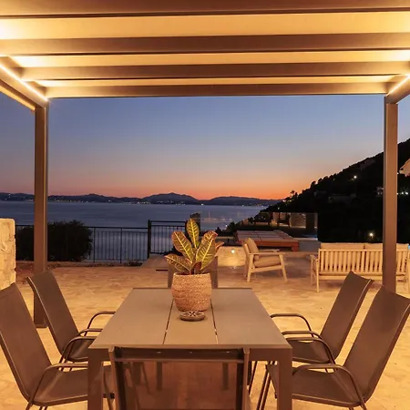 Terrallia Villa Agní